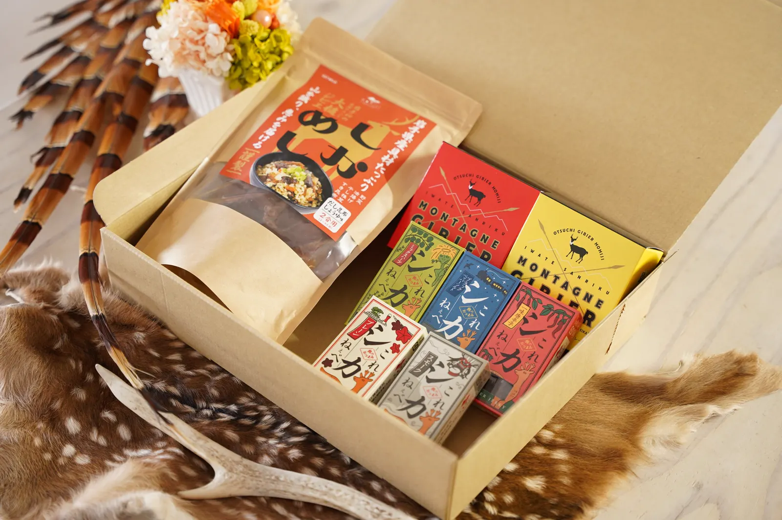 【常温ギフト】7000円セット(しかめし1箱+缶詰2缶+ジャーキー5個) · MOMIJI株式会社 / 大槌ジビエ
