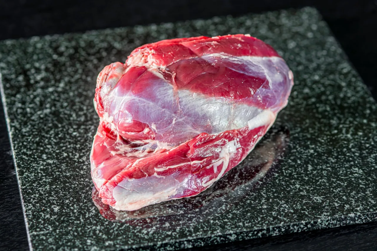 鹿モモ肉スライス · ジビエ工房やまと